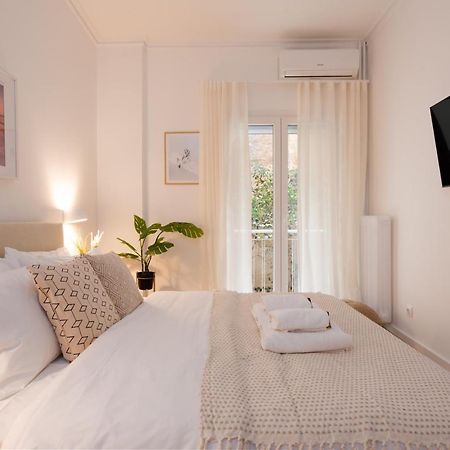 Unique 2 Bedrooms Apartment, Steps To Plaka And City Center Athena Bagian luar foto