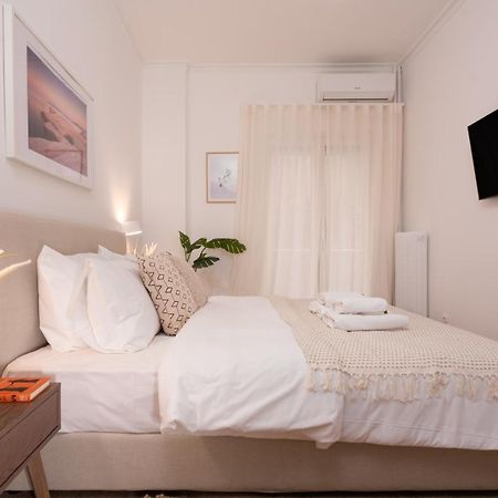 Unique 2 Bedrooms Apartment, Steps To Plaka And City Center Athena Bagian luar foto