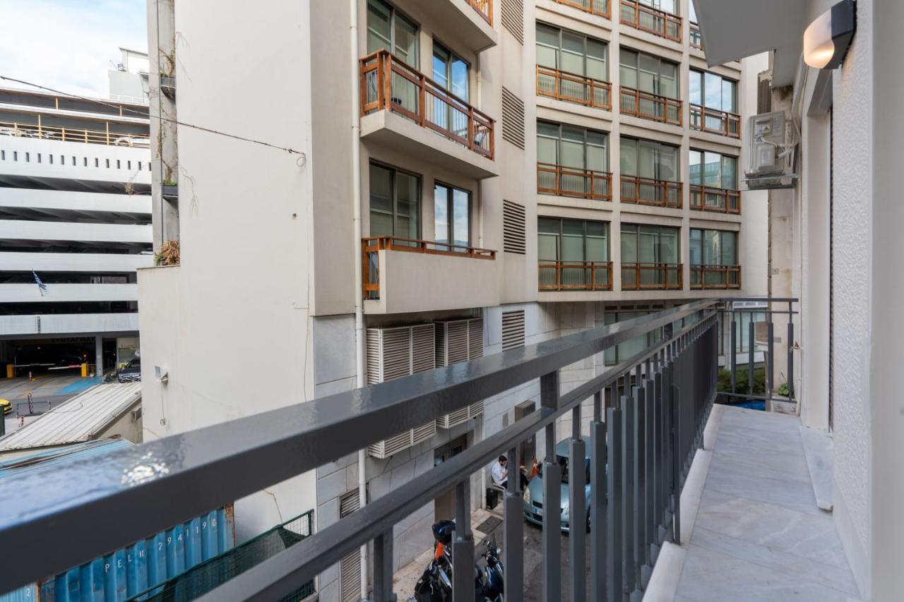 Unique 2 Bedrooms Apartment, Steps To Plaka And City Center Athena Bagian luar foto