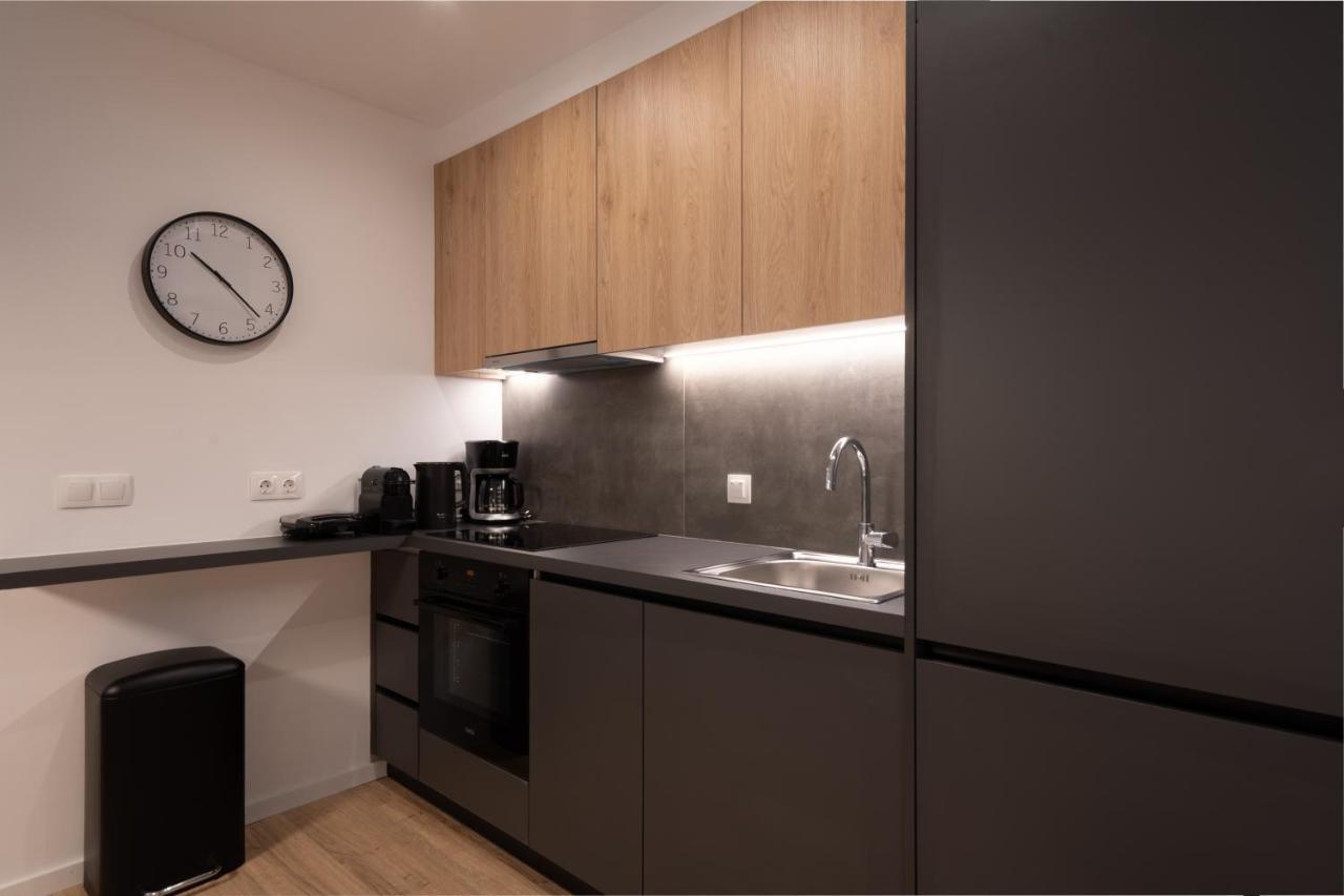 Unique 2 Bedrooms Apartment, Steps To Plaka And City Center Athena Bagian luar foto