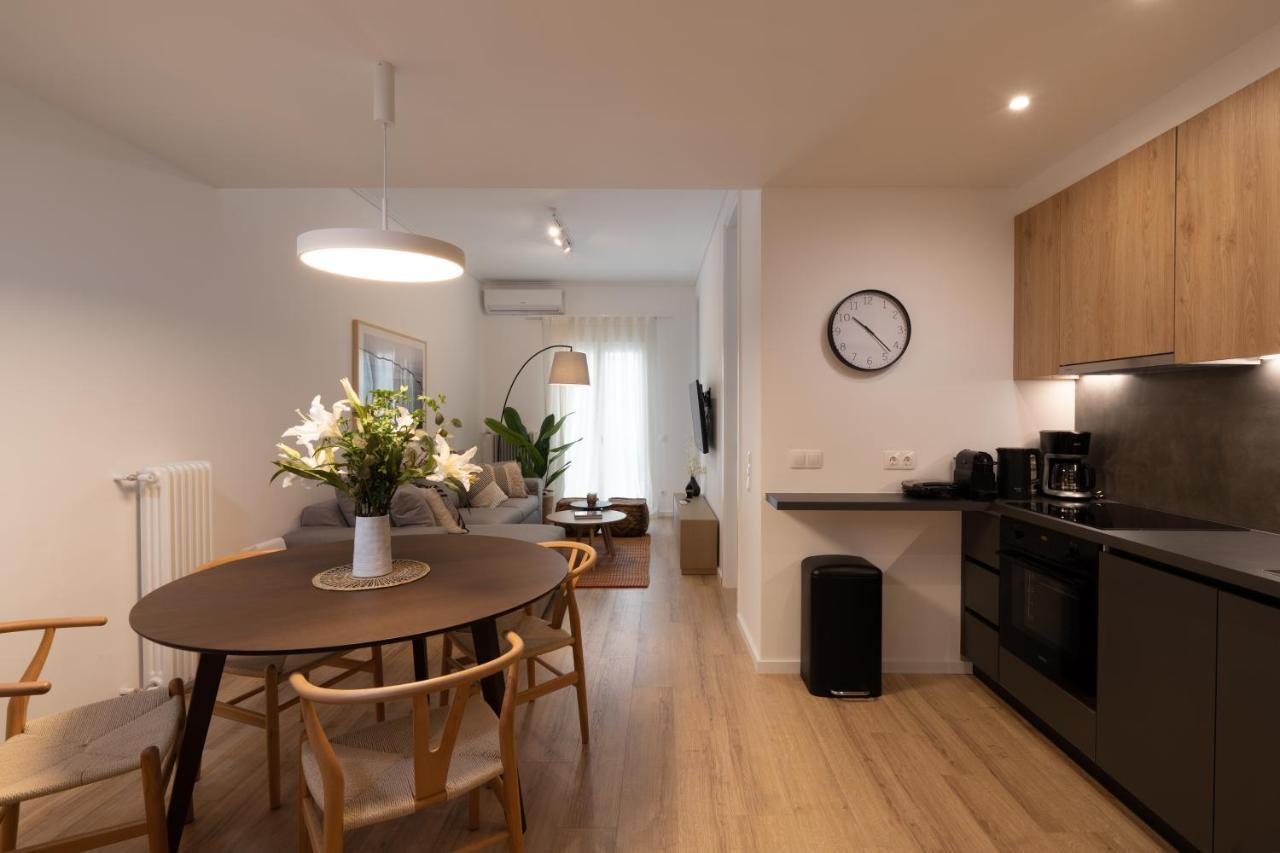 Unique 2 Bedrooms Apartment, Steps To Plaka And City Center Athena Bagian luar foto