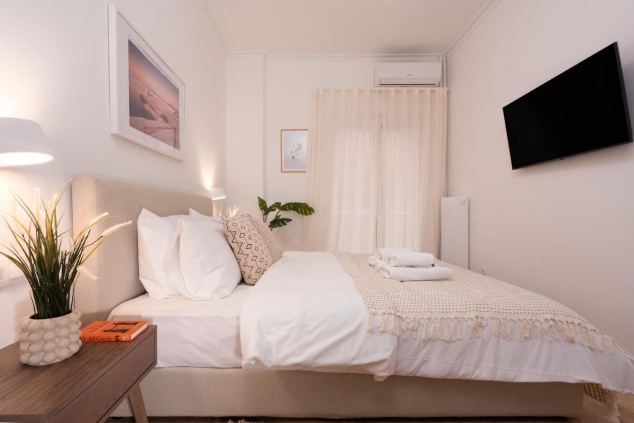 Unique 2 Bedrooms Apartment, Steps To Plaka And City Center Athena Bagian luar foto